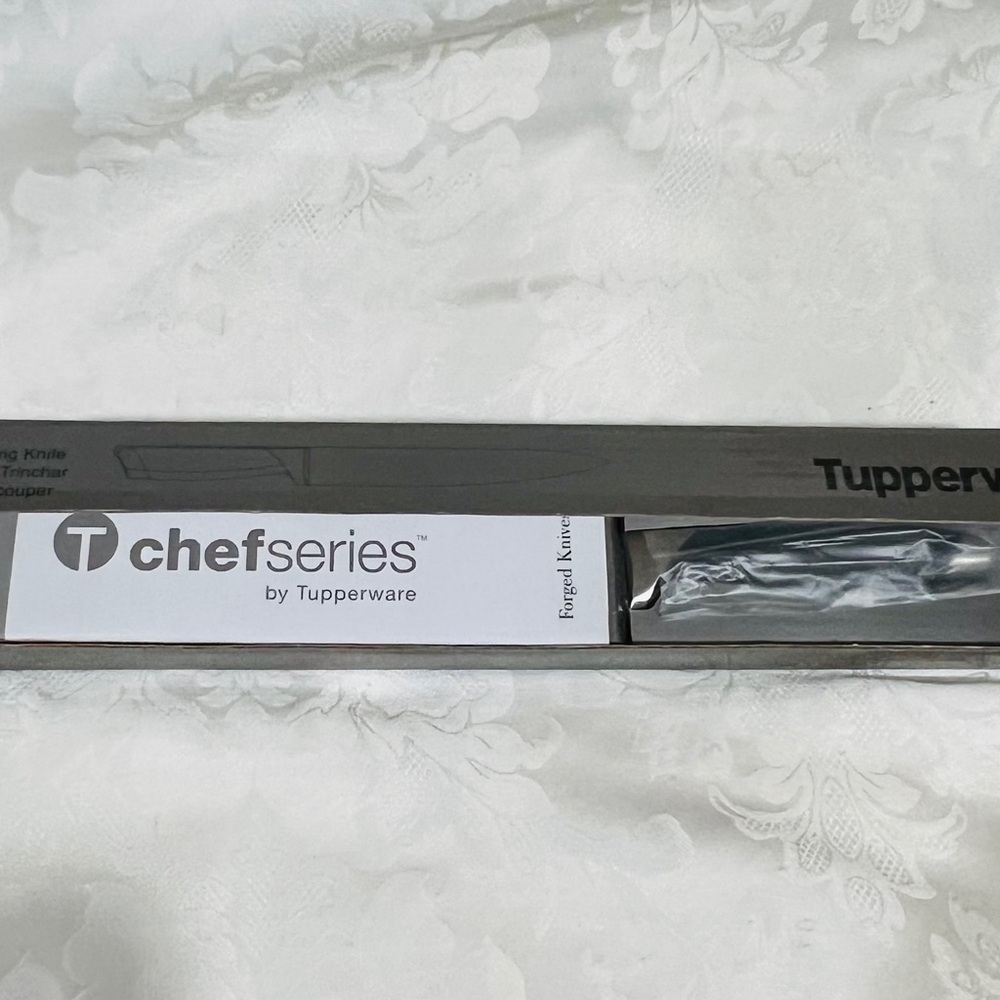 NEW (NIB)Tupperware Chef Series Carving Knife & Fork Set, Forged Stainless Steel - Picture 5 of 13